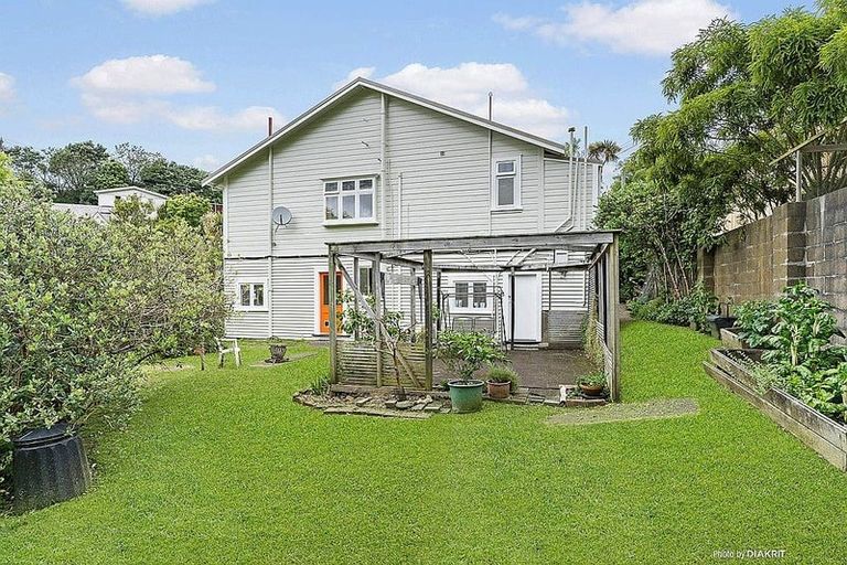 Photo of property in 3/16 Balfour Street, Mornington, Wellington, 6021