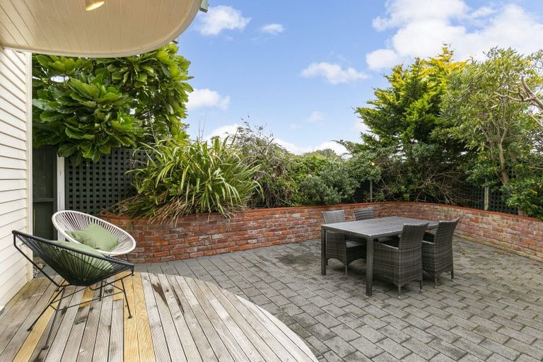 Photo of property in 63 Ellesmere Avenue, Miramar, Wellington, 6022