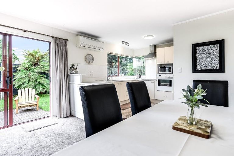 Photo of property in 51a Collins Road, Melville, Hamilton, 3206