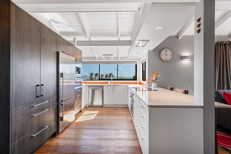 Photo of property in 76 Torkar Road, Clarks Beach, 2122