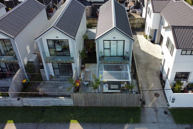 Photo of property in 94e Bay Street, Red Beach, 0932