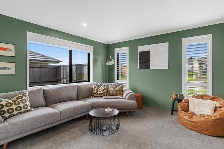 Photo of property in 37 Lockerbie Street, Morrinsville, 3300