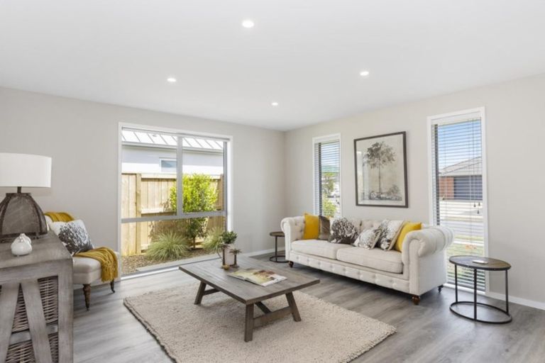 Photo of property in 58 Penetaka Heights, Pyes Pa, Tauranga, 3112