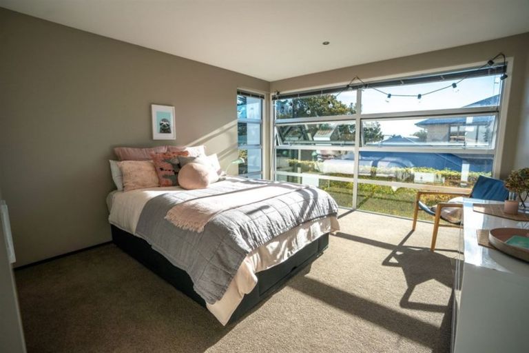 Photo of property in 2 Abberfield Lane, St Albans, Christchurch, 8014