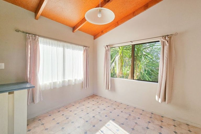 Photo of property in 35 Eureka Place, Parahaki, Whangarei, 0112