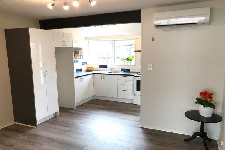 Photo of property in 2/321 Wairakei Road, Burnside, Christchurch, 8053