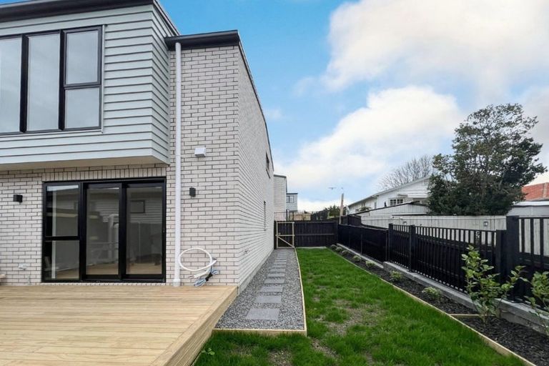Photo of property in 5/7 Peverill Crescent, Papatoetoe, Auckland, 2025