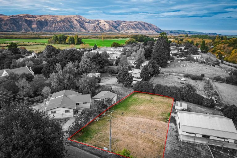 Photo of property in 19 Rees Street, Duntroon, 9494