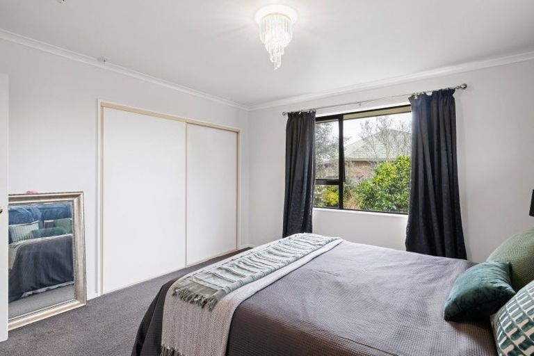 Photo of property in 19 Farnborough Drive, Nawton, Hamilton, 3200