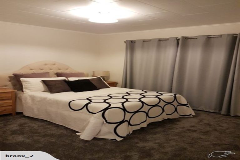 Photo of property in 10 Agar Place, Favona, Auckland, 2024