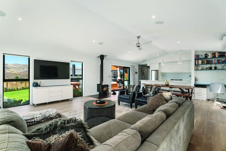 Photo of property in 48 Lynn Lane, Bannockburn, Cromwell, 9384