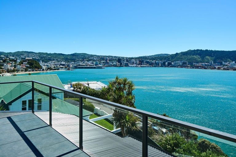 Photo of property in 3 Maida Vale Road, Roseneath, Wellington, 6011