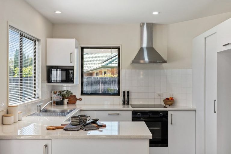 Photo of property in 1/66 Broadhaven Avenue, Parklands, Christchurch, 8083