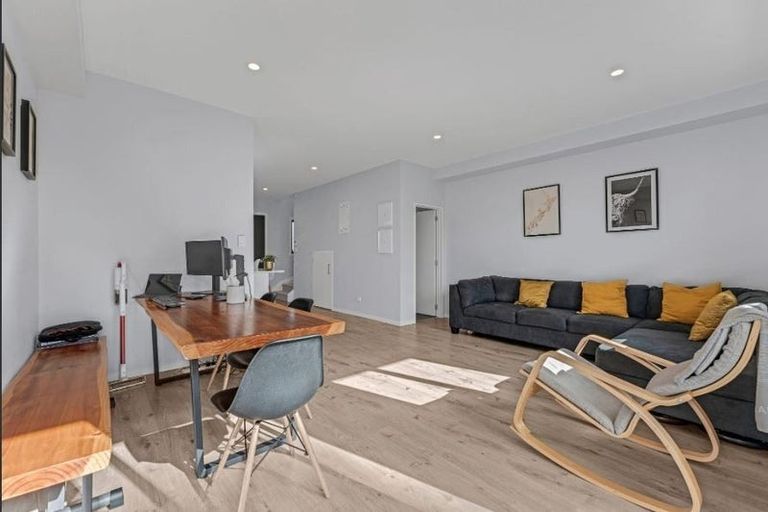 Photo of property in 9d Epping Road, Henderson, Auckland, 0610