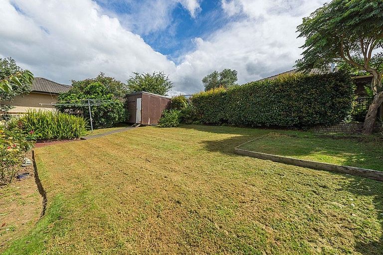 Photo of property in 35 Matua Road, Huapai, Kumeu, 0810
