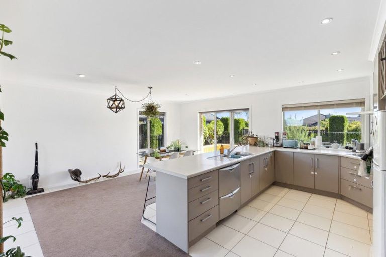 Photo of property in 13 Ernest Kemp Rise, Wharewaka, Taupo, 3330