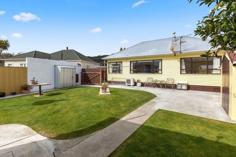 Photo of property in 33 Haig Street, Waterloo, Lower Hutt, 5011