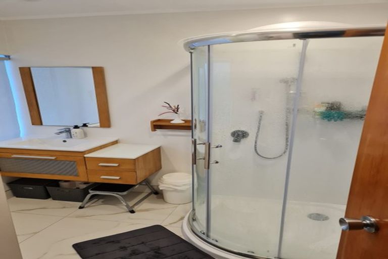 Photo of property in 74 Churchill Road, Cockle Bay, Auckland, 2014