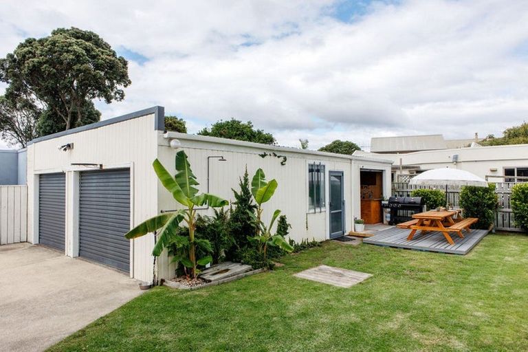 Photo of property in 1 Ohiwa Parade, Ohope, 3121