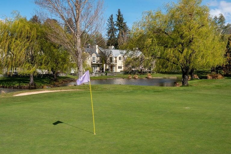 Photo of property in Millbrook Resort, 15 Fox's Rush, Arrowtown, 9371