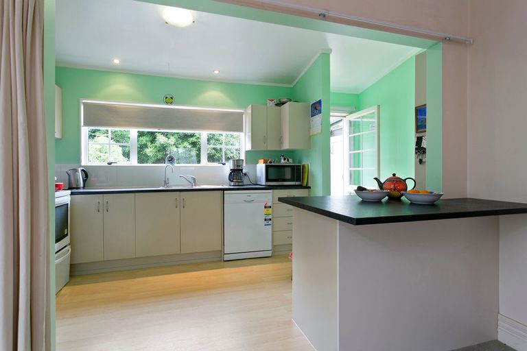 Photo of property in 138 Victoria Street, Cambridge, 3434