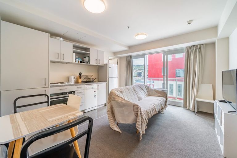 Photo of property in The Peak Apartments, 1002/170 Taranaki Street, Te Aro, Wellington, 6011