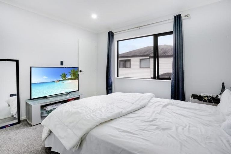 Photo of property in 100a Kimpton Road, Papatoetoe, Auckland, 2025