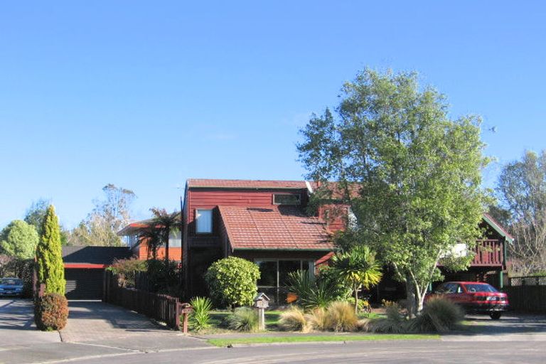 Photo of property in 13 Portree Place, Queenwood, Hamilton, 3210