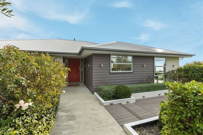 Photo of property in 260 Major Hornbrook Road, Mount Pleasant, Christchurch, 8081