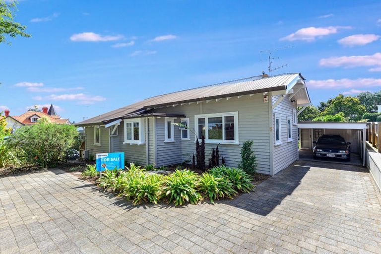 Photo of property in 5 Wellington Street, Hamilton East, Hamilton, 3216