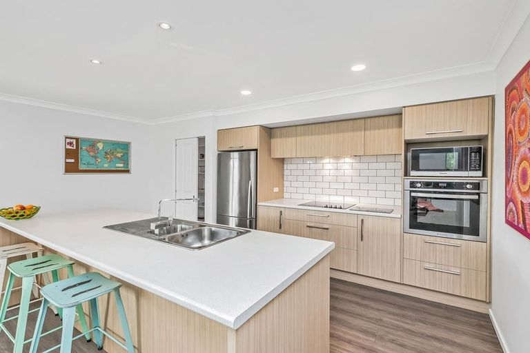 Photo of property in 1 Lloyds Close, Rolleston, 7614