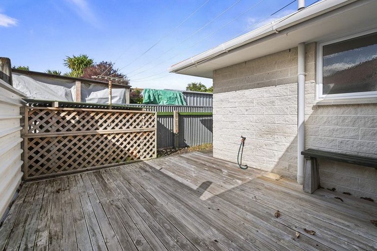 Photo of property in 1b Hendon Place, West End, Palmerston North, 4412