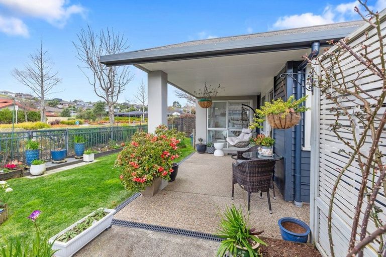 Photo of property in 39 Bridgewater Way, Pyes Pa, Tauranga, 3112