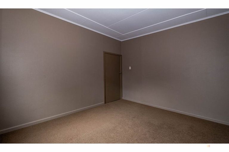 Photo of property in 6 Michael Street, Waimate, 7924