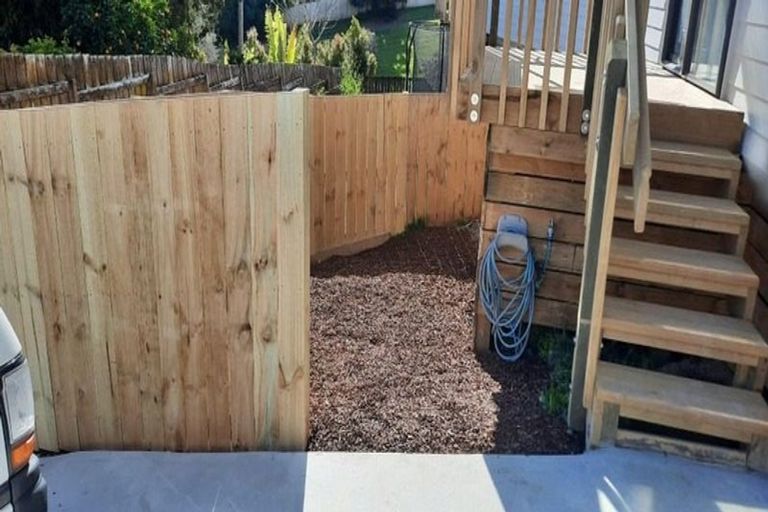 Photo of property in 45 Brian Crescent, Stanmore Bay, Whangaparaoa, 0932