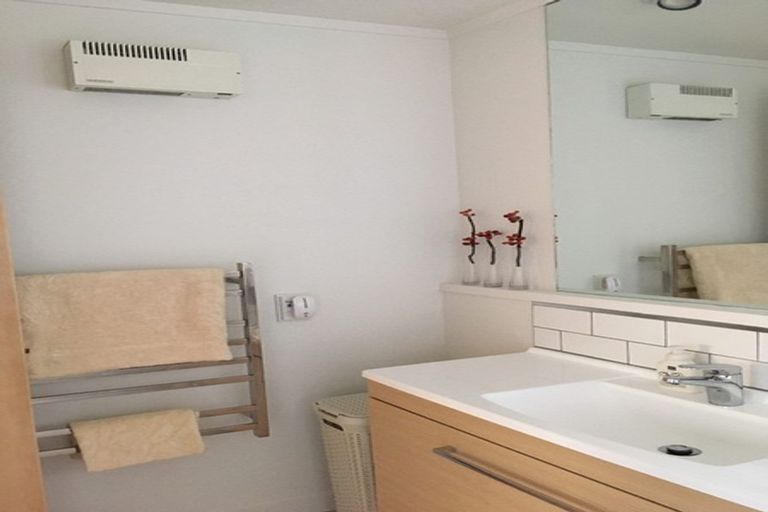 Photo of property in 227 The Terrace, Wellington Central, Wellington, 6011