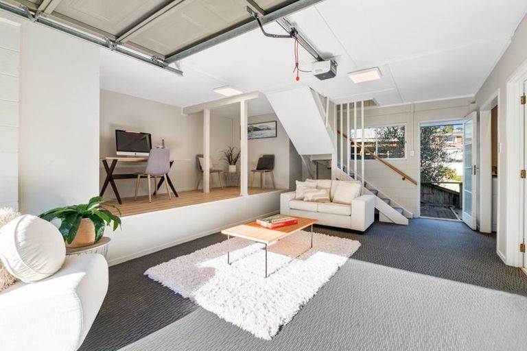 Photo of property in 53 Marellen Drive, Red Beach, 0932