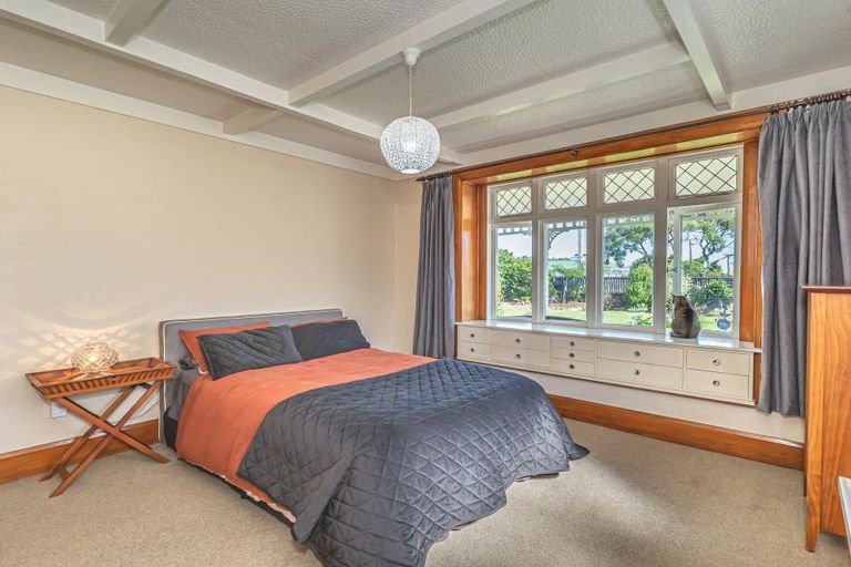 Photo of property in 56 Queenwood Road, Levin, 5510