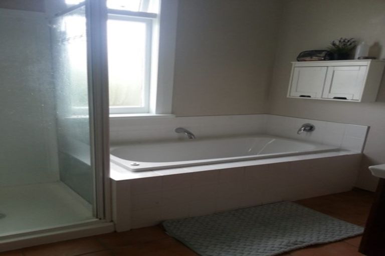 Photo of property in 27 Esmonde Road, Takapuna, Auckland, 0622