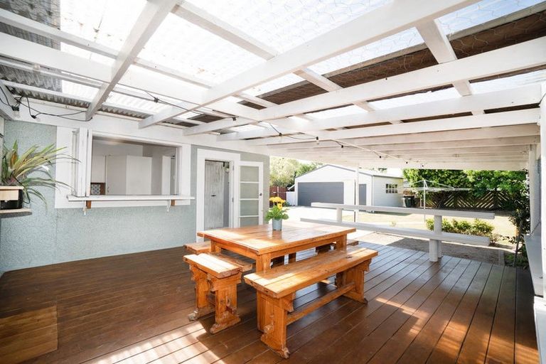 Photo of property in 45 Miro Street, Takaro, Palmerston North, 4410