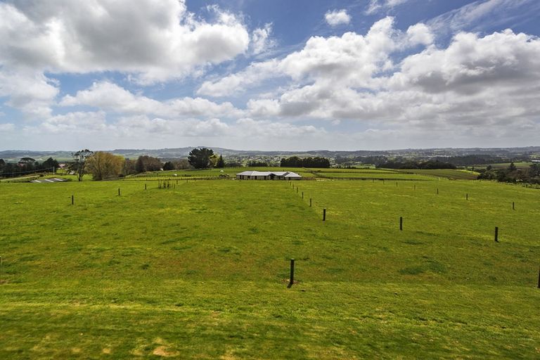 Photo of property in 107c Roberts Road, Tuakau, 2694