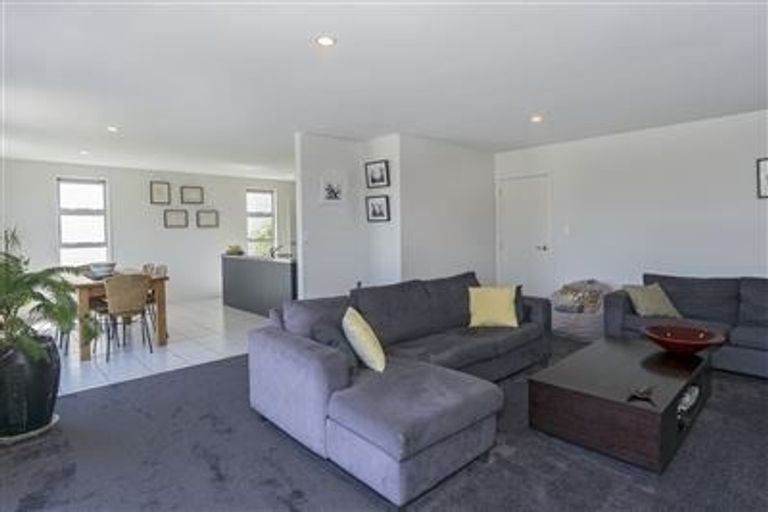 Photo of property in 37 Harbelle Close, Bethlehem, Tauranga, 3110