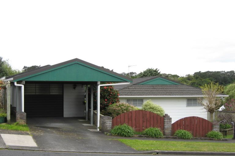 Photo of property in 6 Te Ngaere Place, Merrilands, New Plymouth, 4312