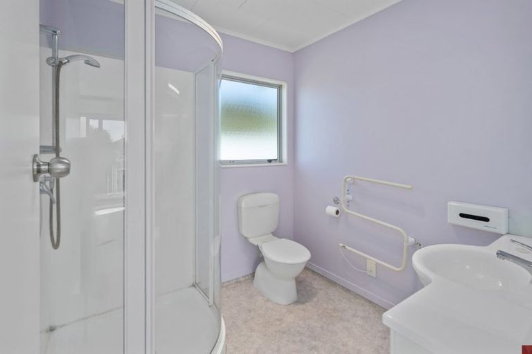 Photo of property in 7 Reeves Road, Acacia Bay, Taupo, 3330