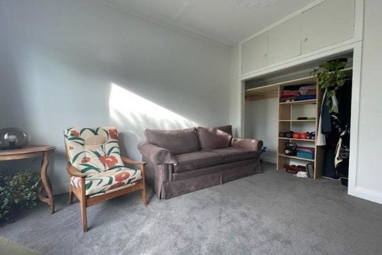 Photo of property in 25 Luxford Street, Berhampore, Wellington, 6023