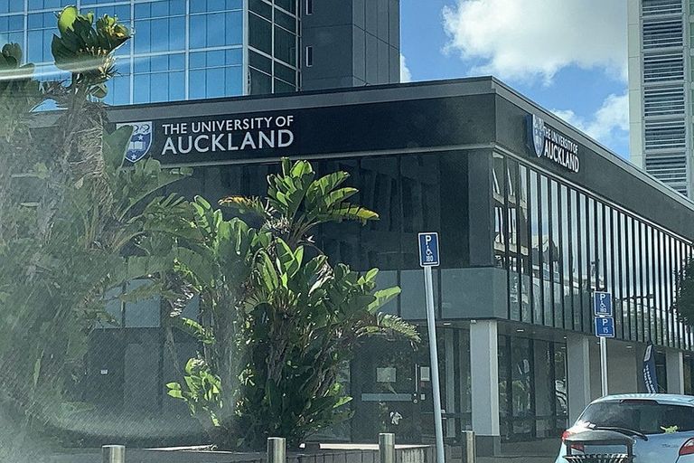 Photo of property in The Rennaissance, 2k/18 Ronwood Avenue, Manukau, Auckland, 2104