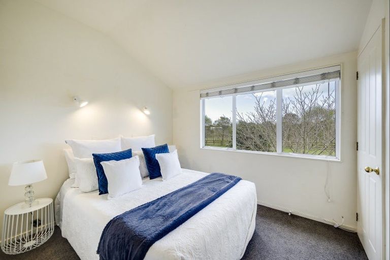 Photo of property in 495 Lawn Road, Clive, Hastings, 4180