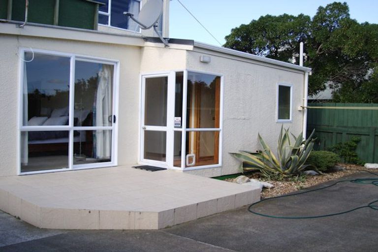 Photo of property in 256 Marine Parade, New Brighton, Christchurch, 8061