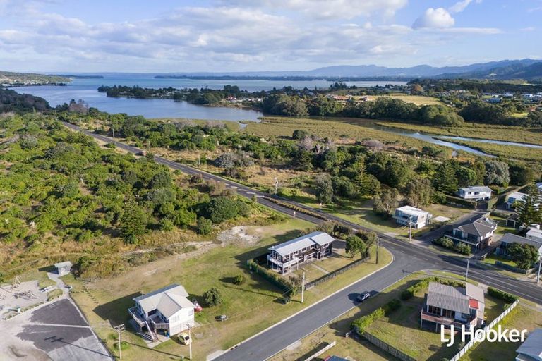 Photo of property in 287 Seaforth Road, Waihi Beach, 3611