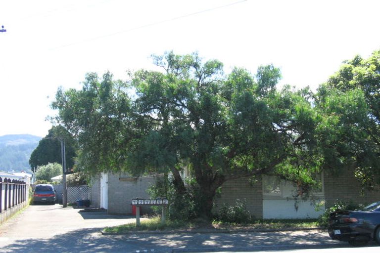 Photo of property in 6/110 Martin Street, Wallaceville, Upper Hutt, 5018